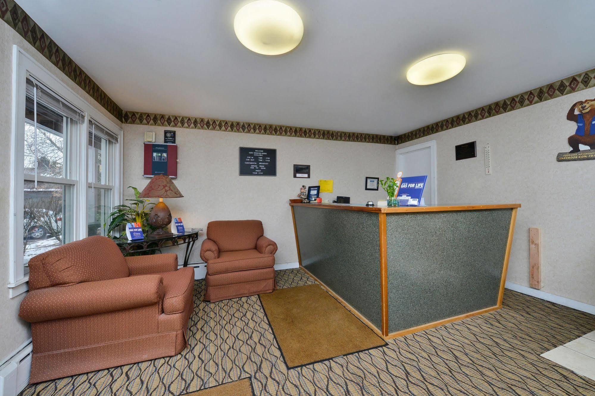 Travelodge By Wyndham Great Barrington Berkshires Chambre photo
